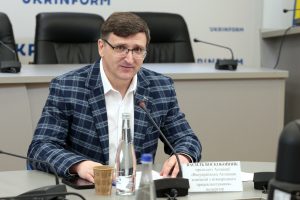 Потрібно удосконалити порядок працевлаштування іноземців в Україні