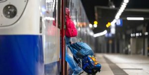 Тікають від війни: експерти оцінили, скільки людей втратить Україна через міграцію в 2025 році